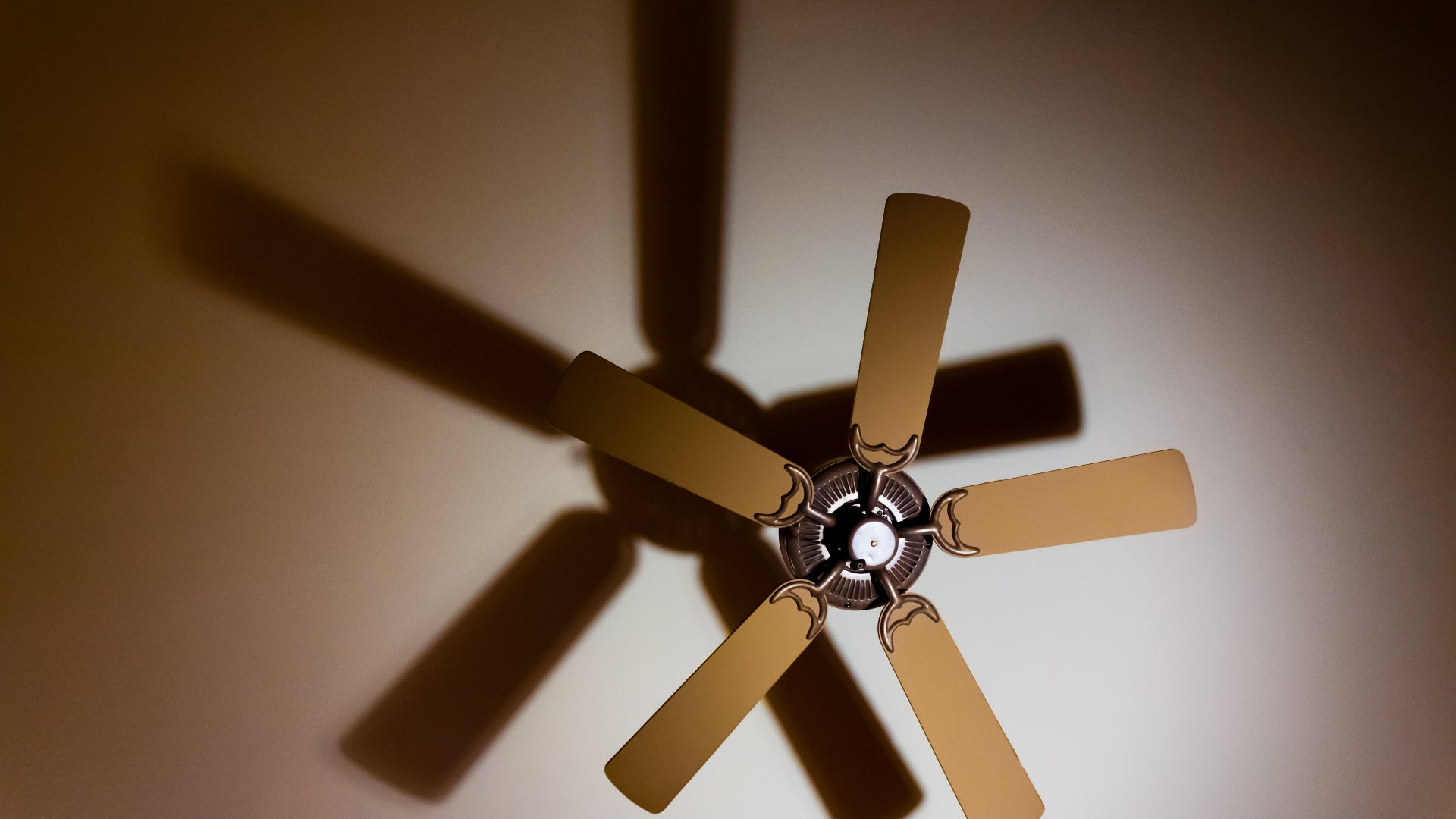 solar powered fan - Growatt